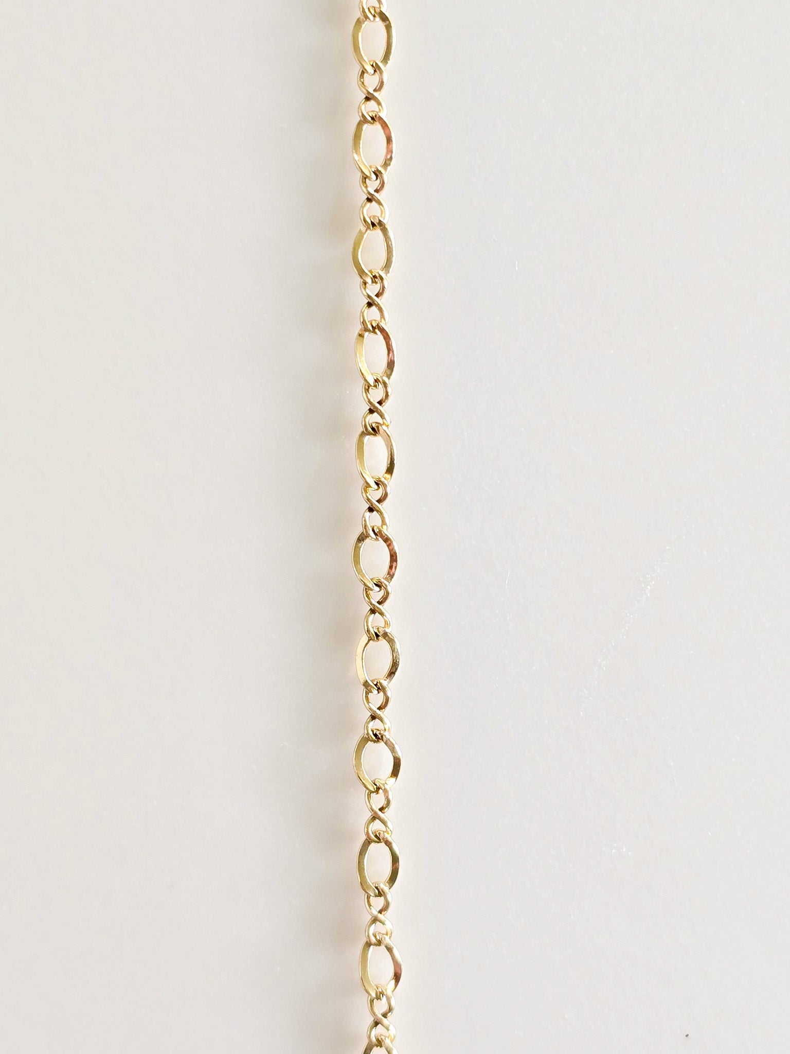 The Figure 8 Chain | Sterling Silver | 14k Gold Filled The Figure 8 Chain | Sterling Silver | 14k Gold Filled