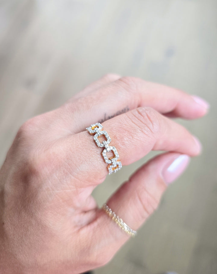 Gold Chain Ring 