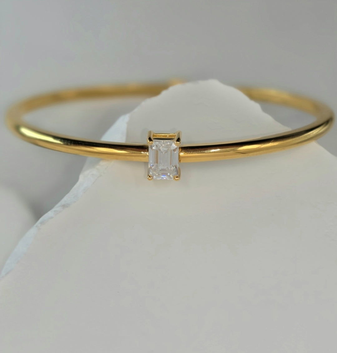 Single Emerald Bangle