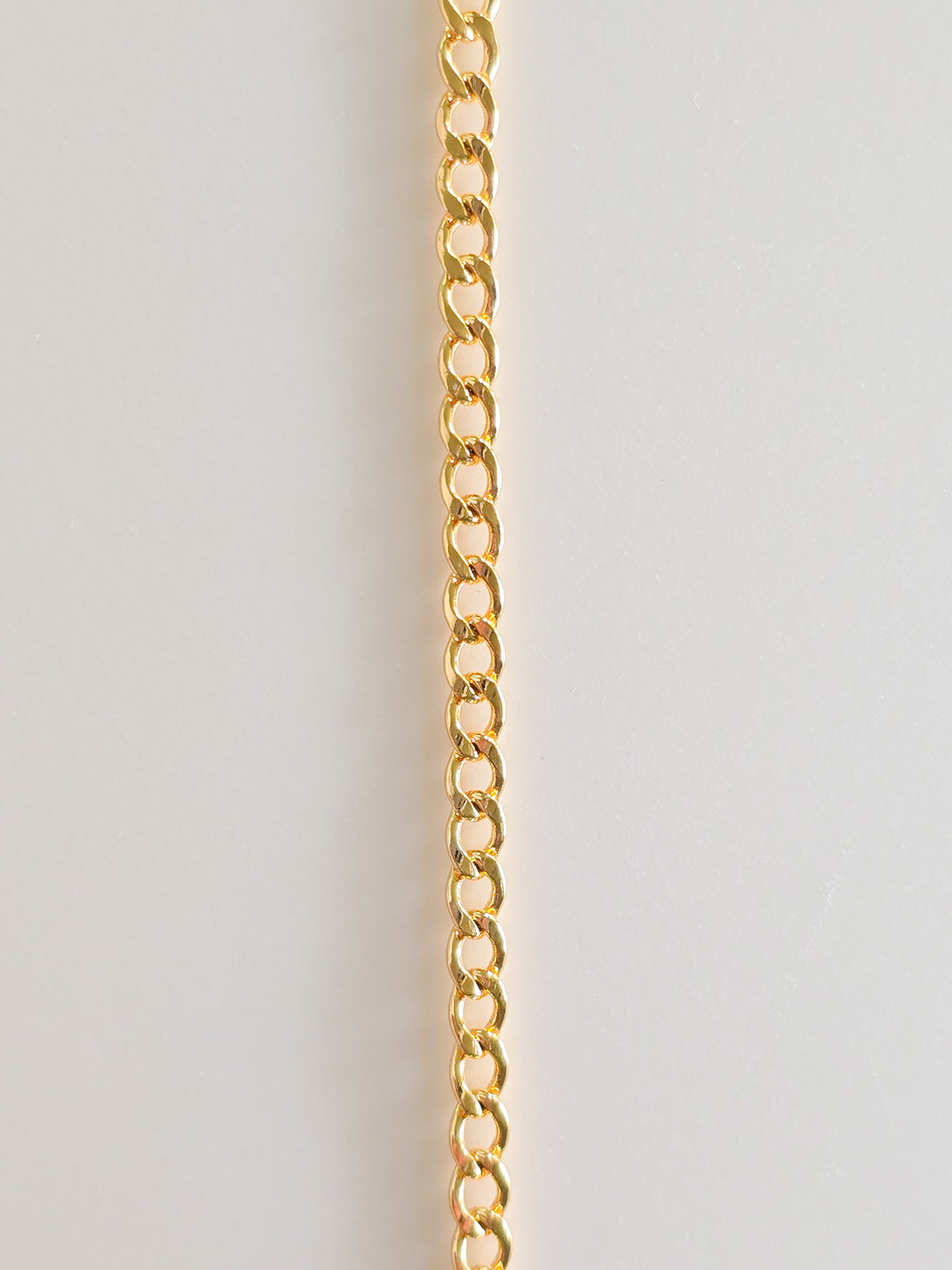 Medium Curb Chain Online