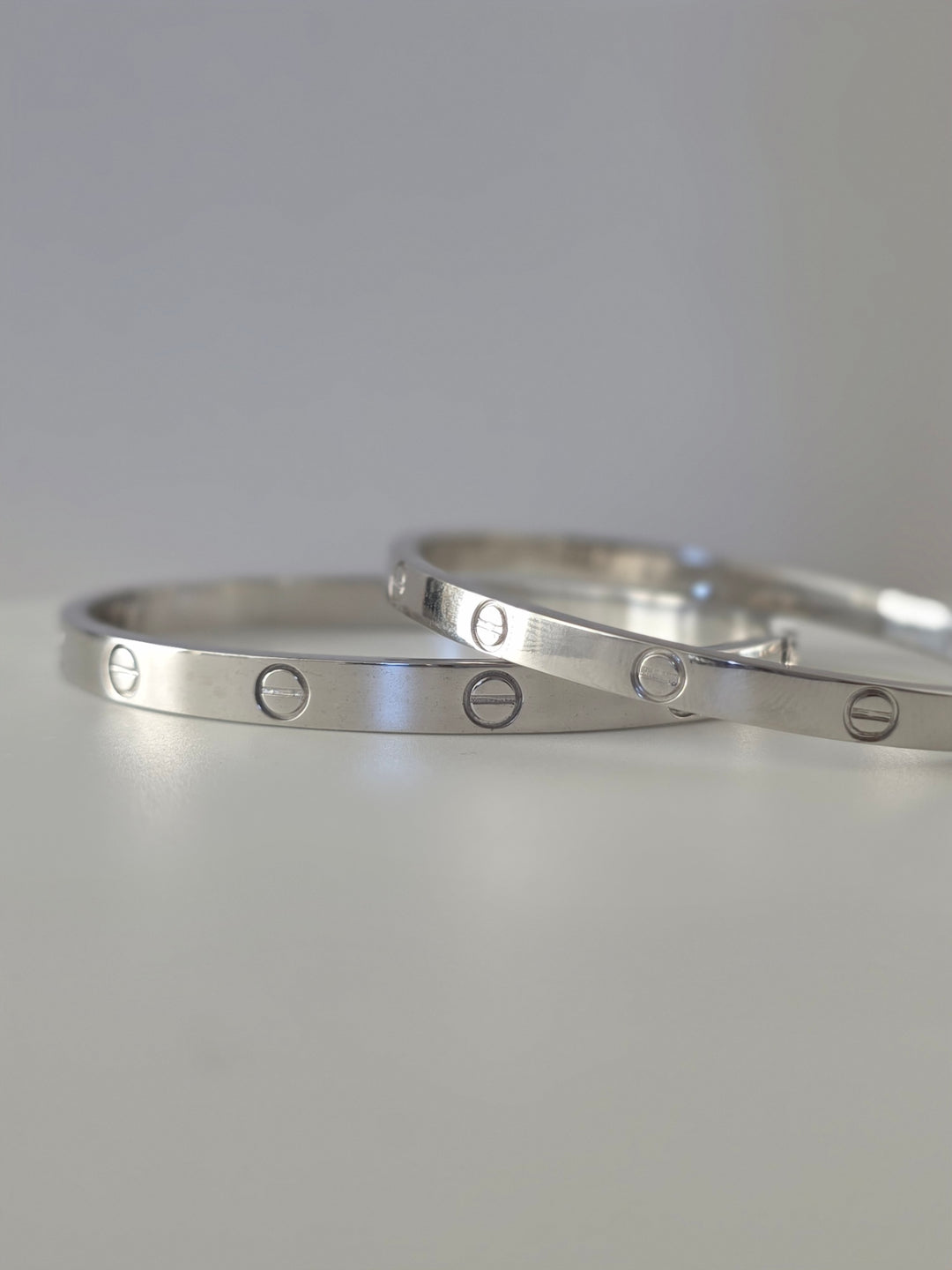 The Sterling Silver Anavi Bangle